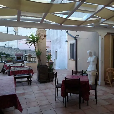 Vico Vacanze Bed & Breakfast