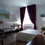 Vico Vacanze Alojamento de Acomodação e Pequeno-almoço Vico Del Gargano
