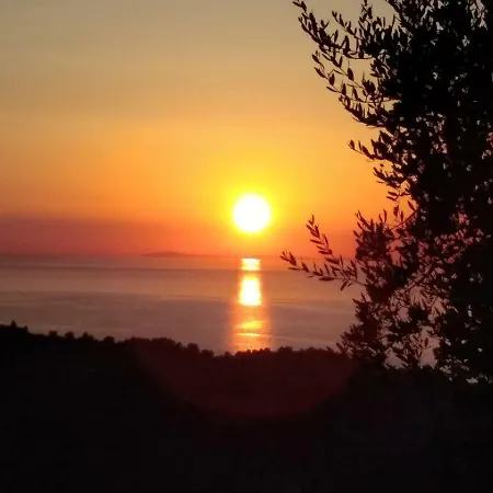 Vico Vacanze לינה וארוחת בוקר