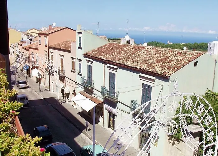فندق مبيت وإفطار Vico Vacanze 4*